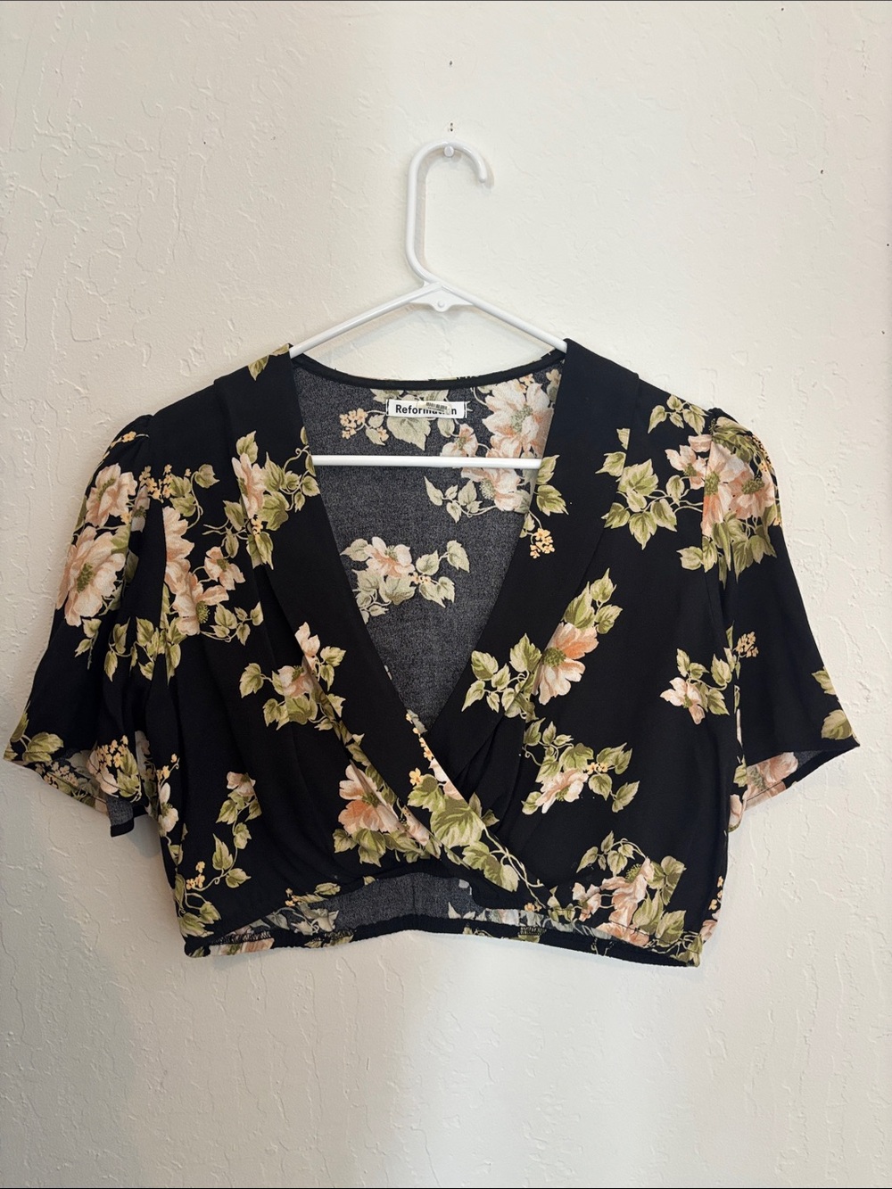 Floral V-Neck Crop Blouse in Black and Peach